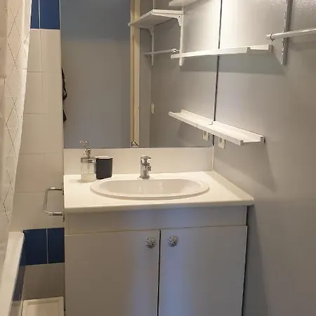 Apartment Agroparc-appartement Climatise 4 Pers *