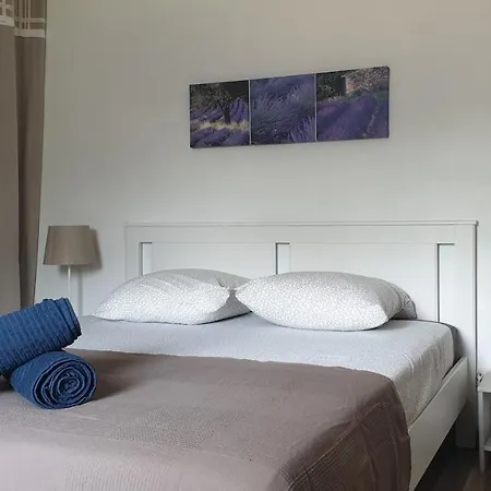 Agroparc-appartement Climatise 4 Pers *