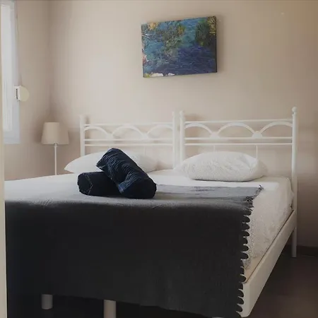 Agroparc-appartement Climatise 4 Pers Apartment *